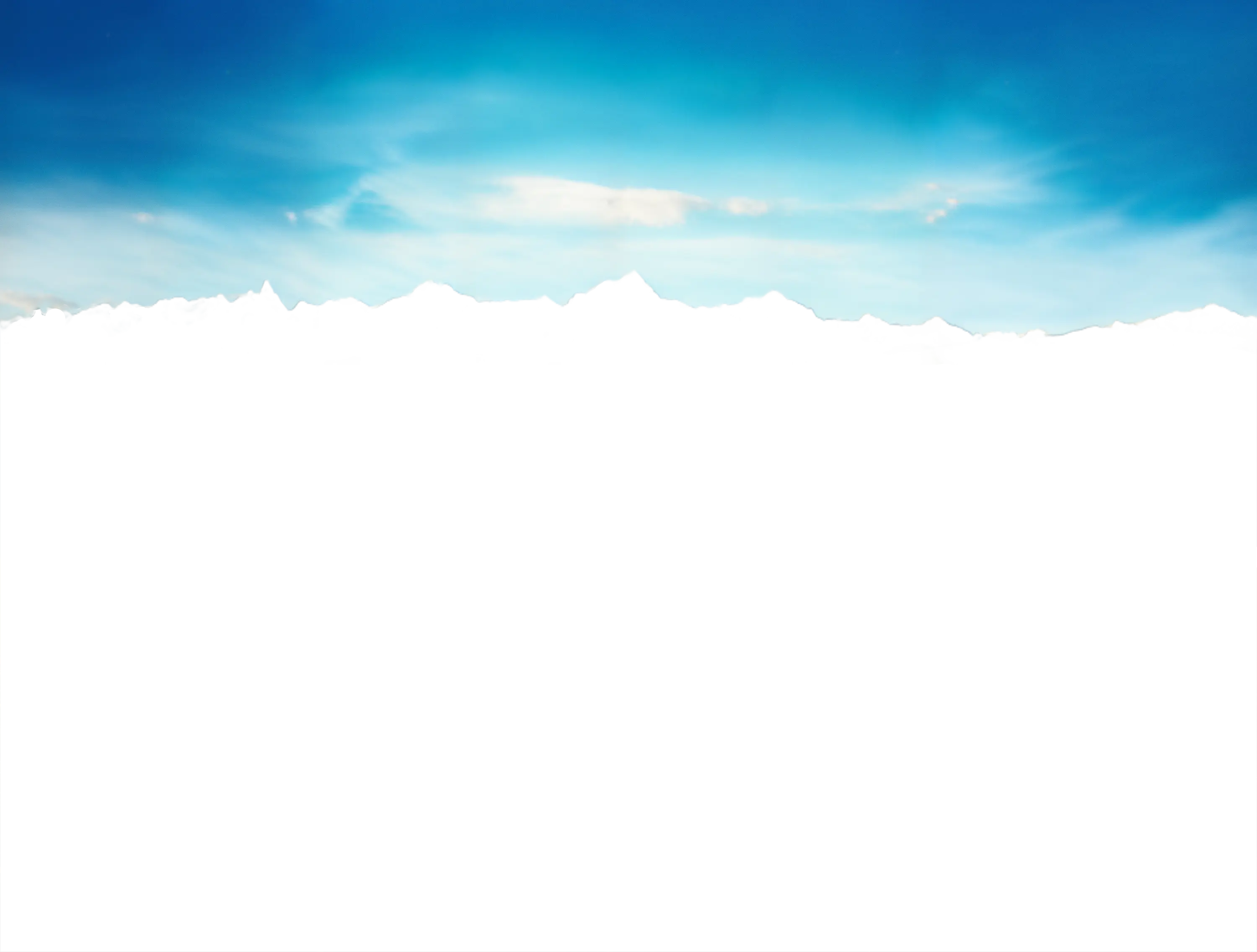 Junges Paar im Vordergrund. Zwei ältere Menschen im Hintergrund. Sie stehen auf einer Alpenwiese mit Bergen im Hintergrund.